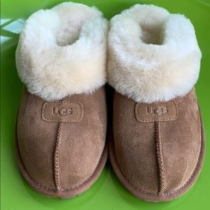 NWOT UGG Coquette Slippers